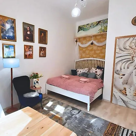 Vysehrad Flat 2 Private Rooms For Up To 4 Guests Center & Congress Prague Exterior photo