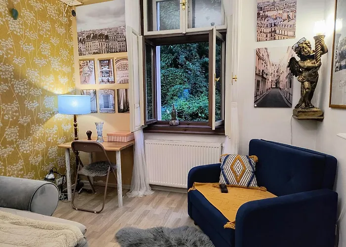Vysehrad Flat 2 Private Rooms For Up To 4 Guests Center & Congress