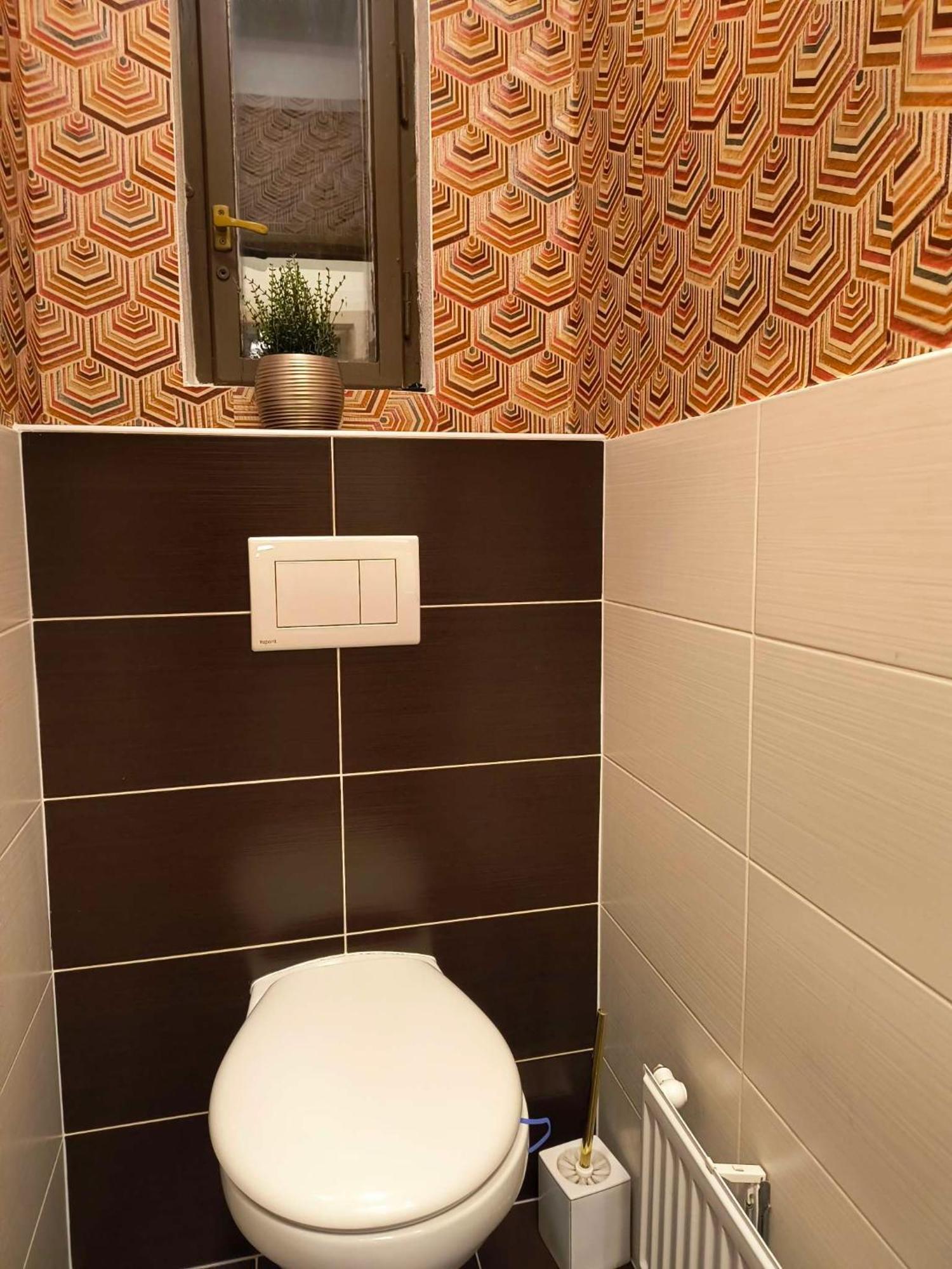 Vysehrad Flat 2 Private For Up To 4 Guests Center & Congress * פראג